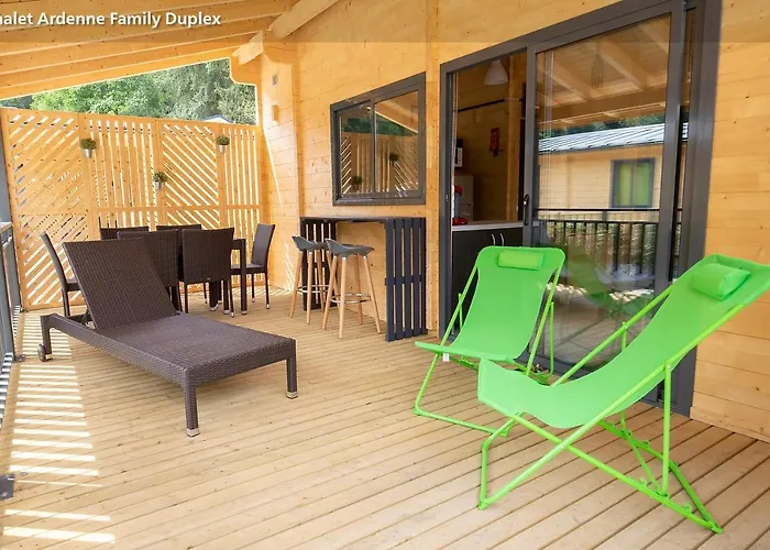 ロッジ キャンピング カウル